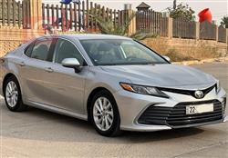 تۆیۆتا کامری